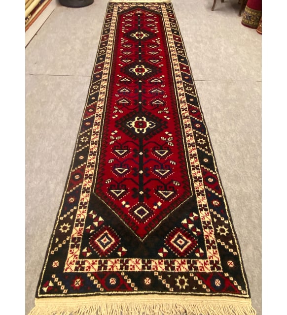 Döşemealtı Geometric Runner